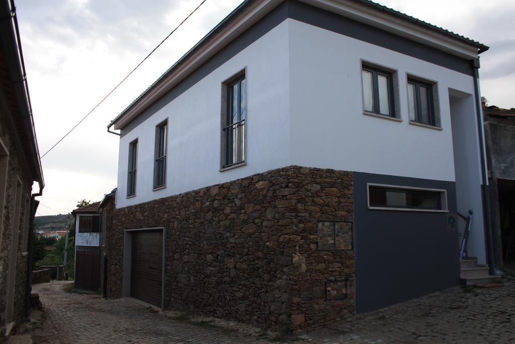 منزل الضيف Sambade  في Casas Do Bairrinho الغرفة الصورة
